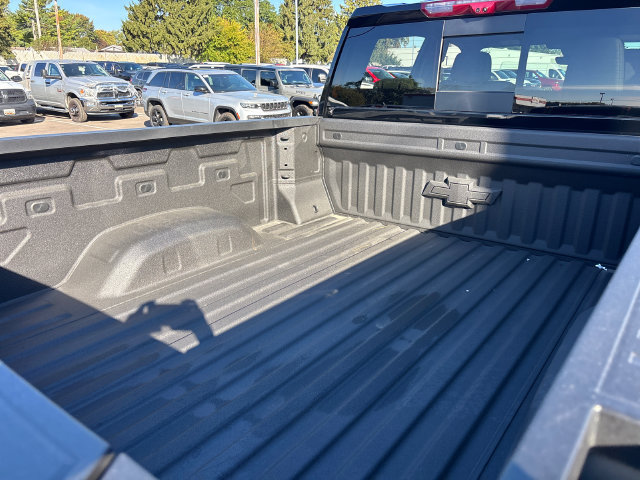 Used 2026 Chevrolet Silverado 2500 ZR2 AWD/4WD image 29