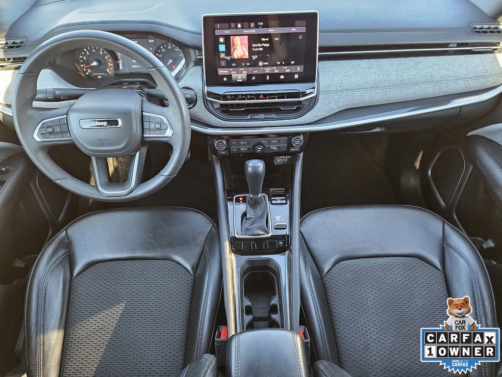Used 2023 Jeep Compass Latitude image 31