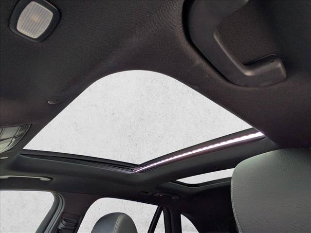 Used 2021 Mercedes-Benz GLC 300 image 15