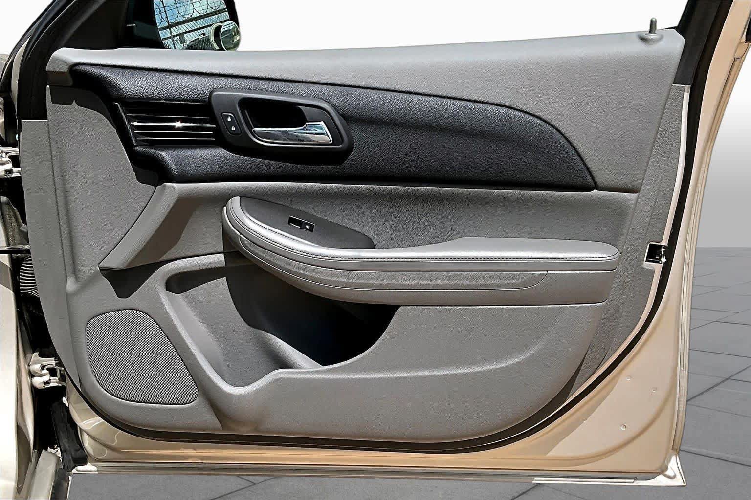 Used 2013 Chevrolet Malibu LS w/ Protection Package FWD image 23