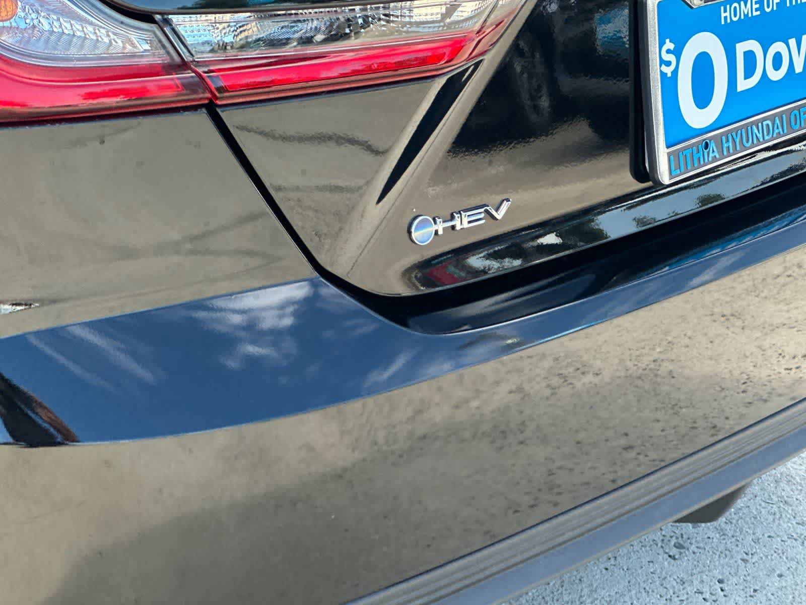 Used 2026 Toyota Camry SE FWD image 27