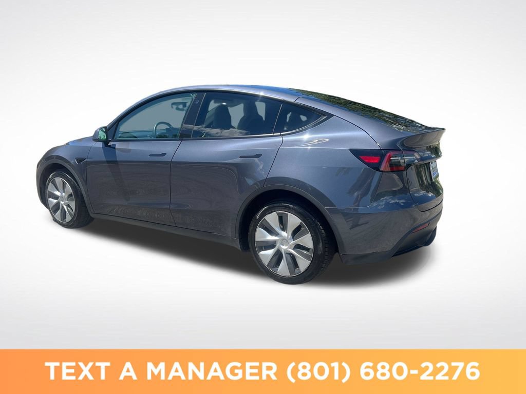 Used 2023 Tesla Model Y Long Range AWD/4WD image 3