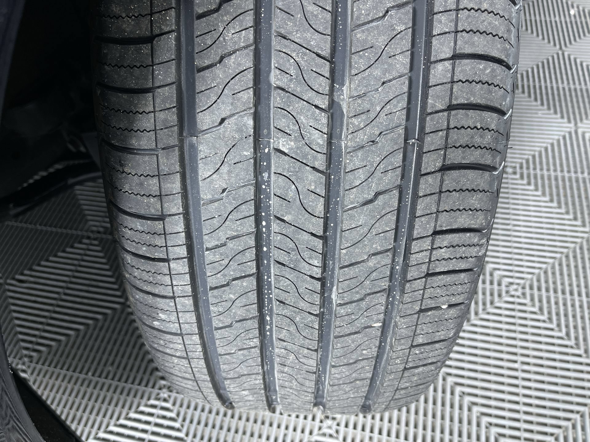 Used 2016 Porsche Cayenne GTS AWD/4WD image 27