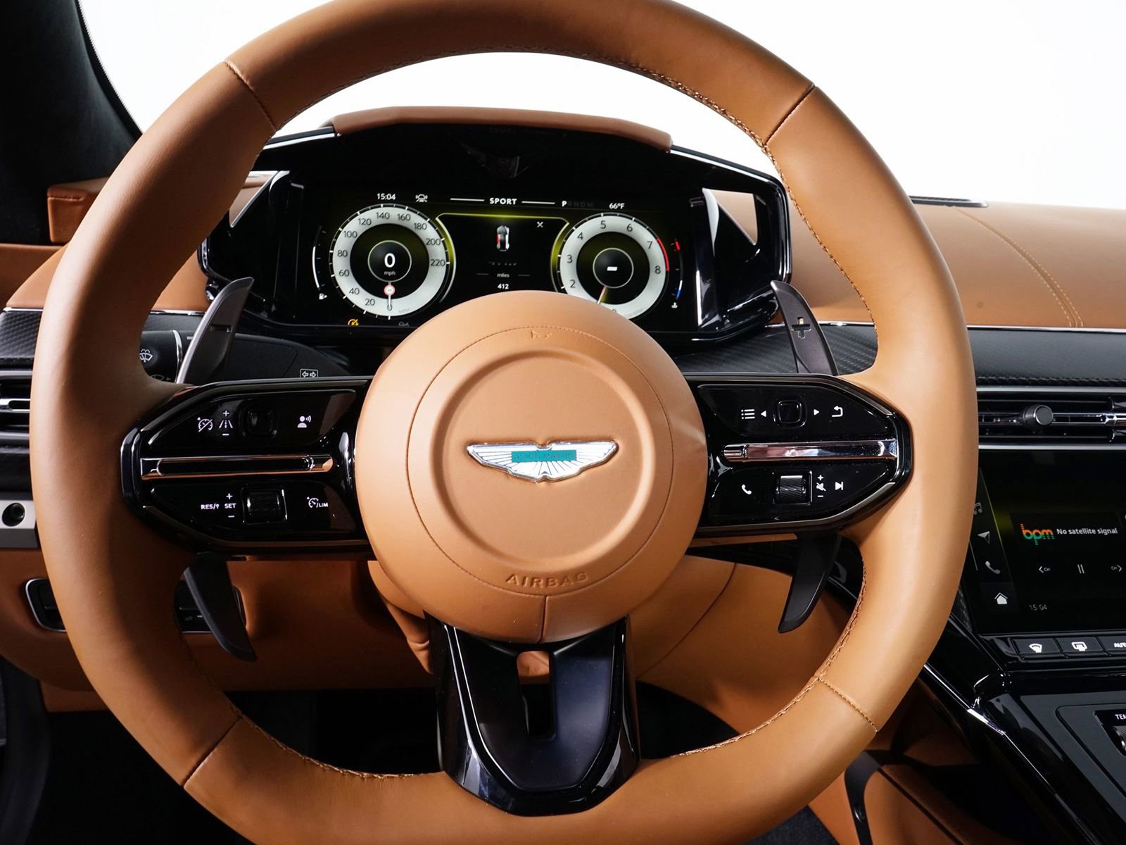 New 2026 Aston Martin V8 Vantage Coupe RWD image 7