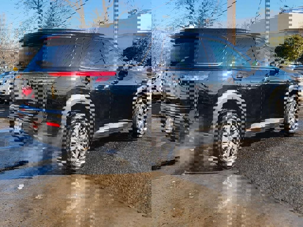 Certified 2025 Nissan Pathfinder S w/ Cargo Package image 8