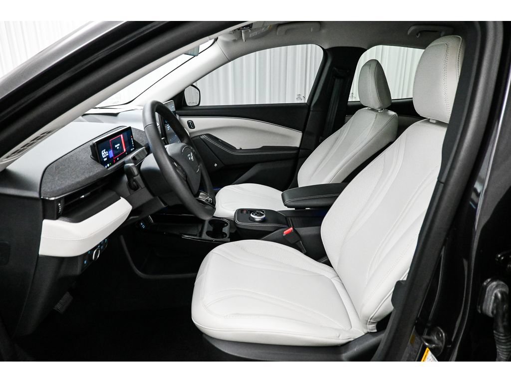 Used 2022 Ford Mustang Mach-E Premium AWD/4WD image 34