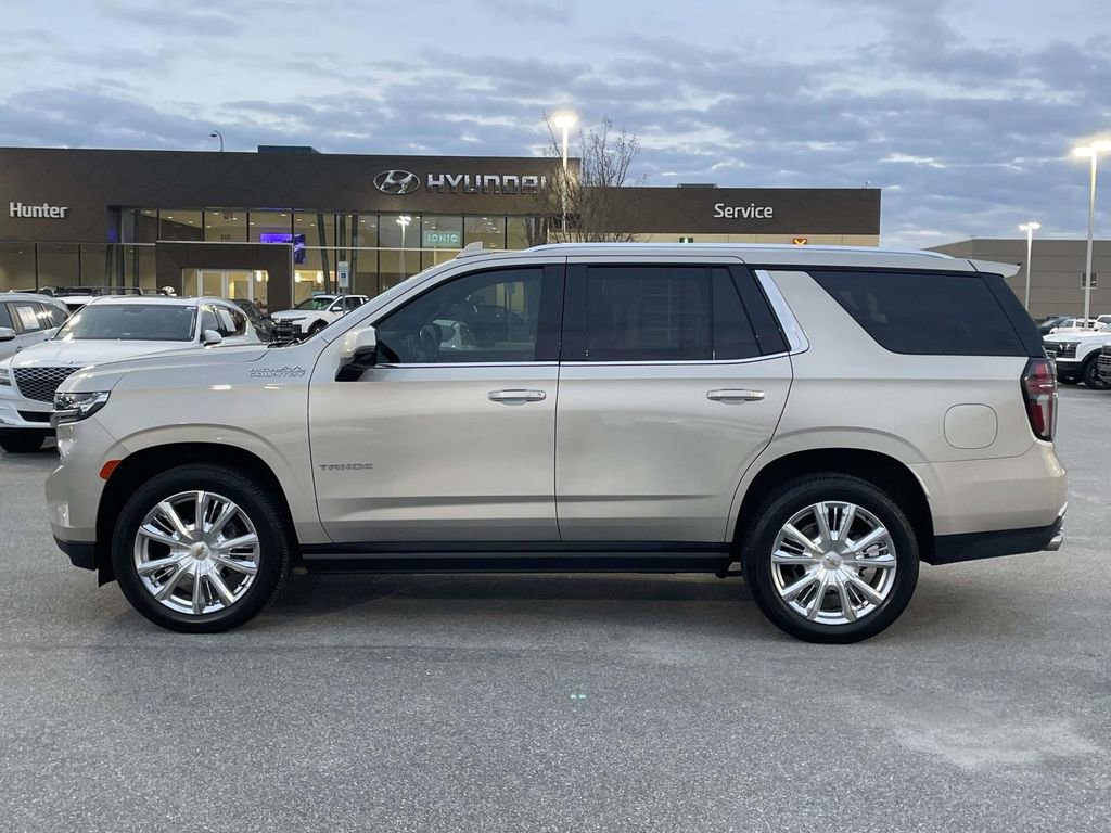 Used 2021 Chevrolet Tahoe High Country w/ Premium Package image 27