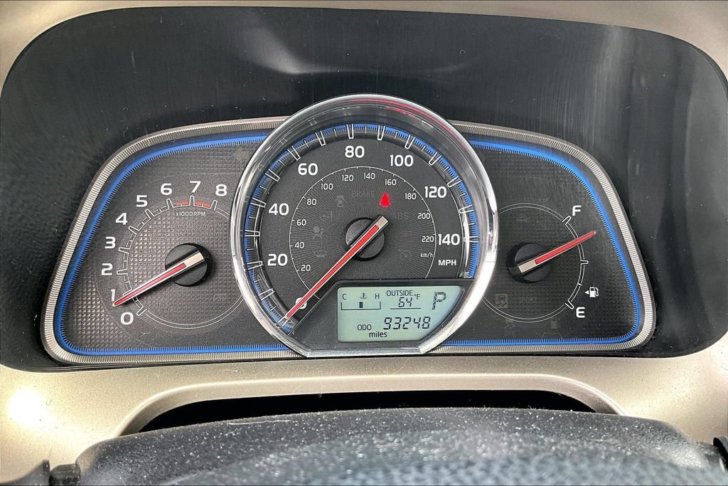 Used 2015 Toyota RAV4 Limited AWD/4WD image 18