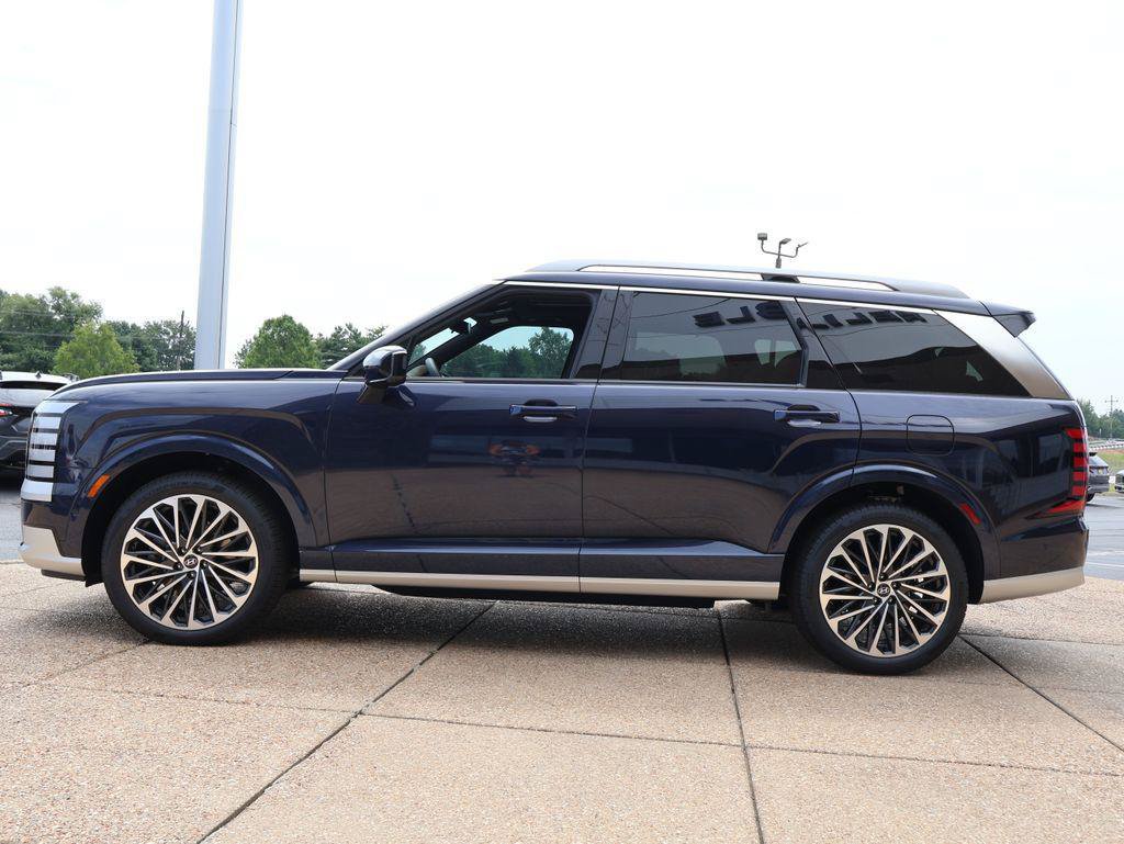 New 2026 Hyundai Palisade Calligraphy FWD image 3