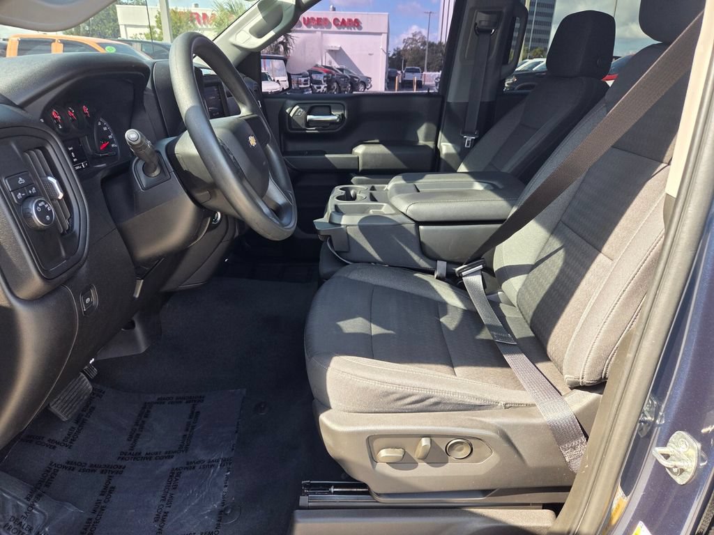 Used 2023 Chevrolet Silverado 1500 Custom w/ LPO, Dark Essentials Package RWD image 5
