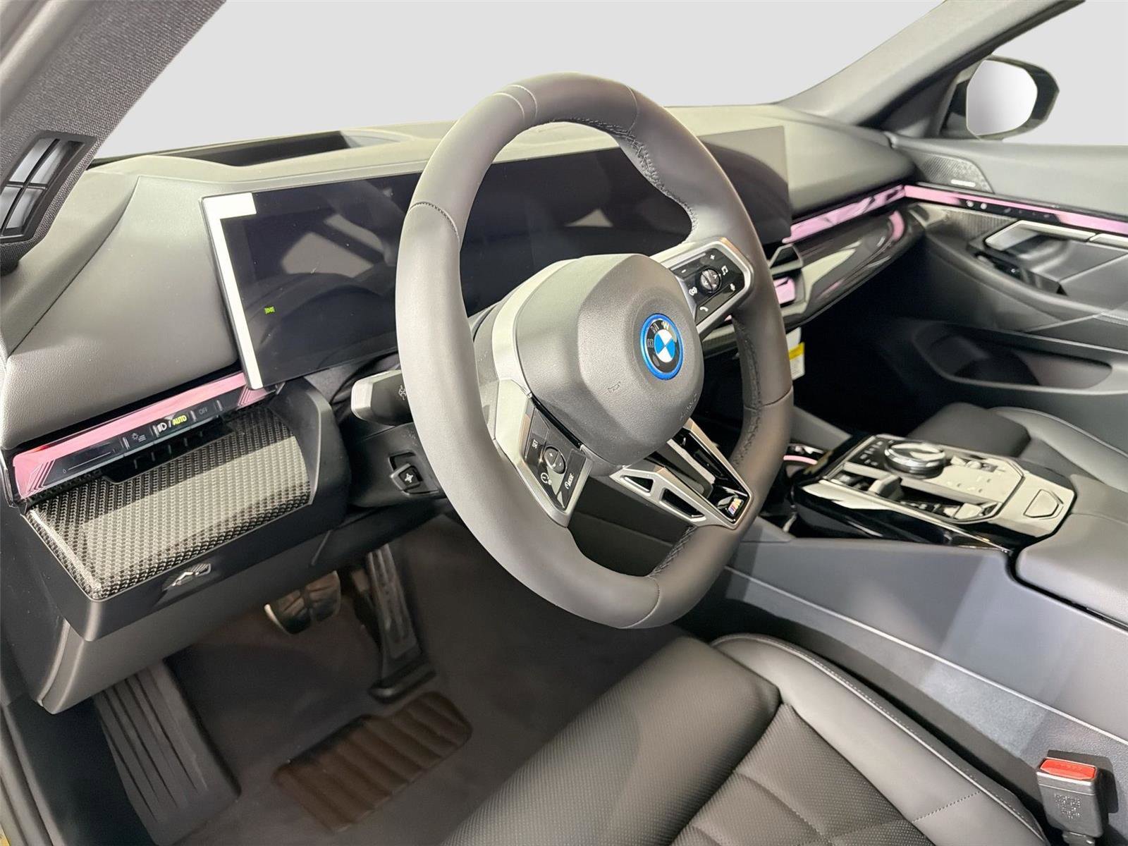 New 2026 BMW i5 eDrive40 w/ M Sport Package image 8