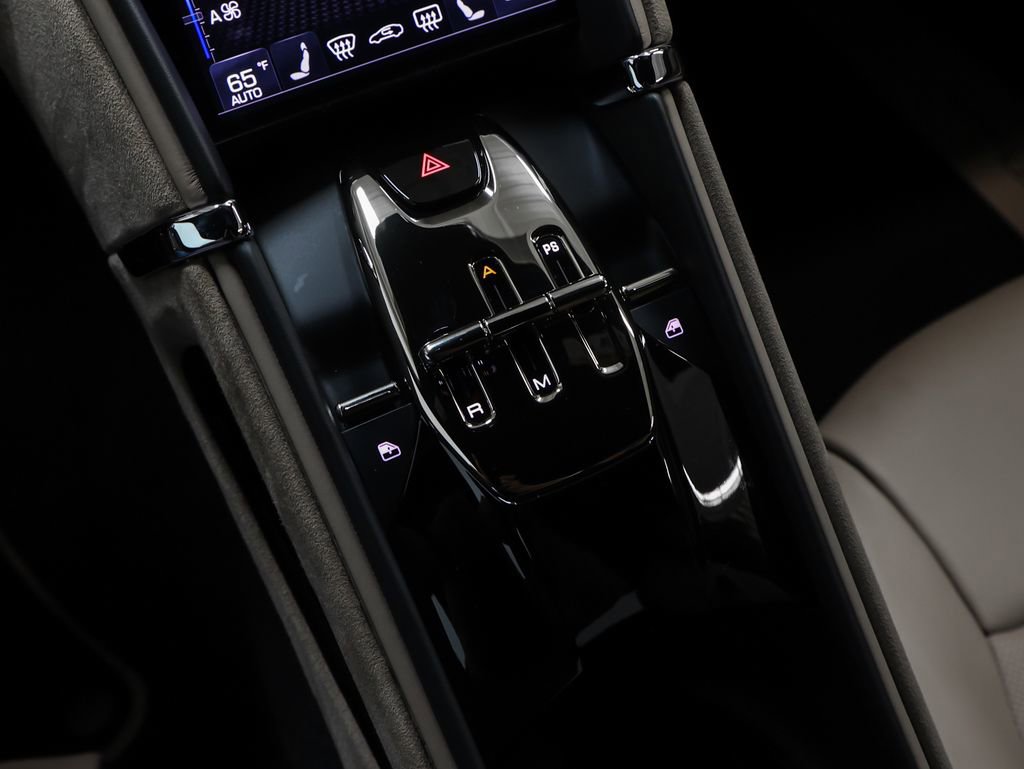 Used 2022 Ferrari Roma image 62