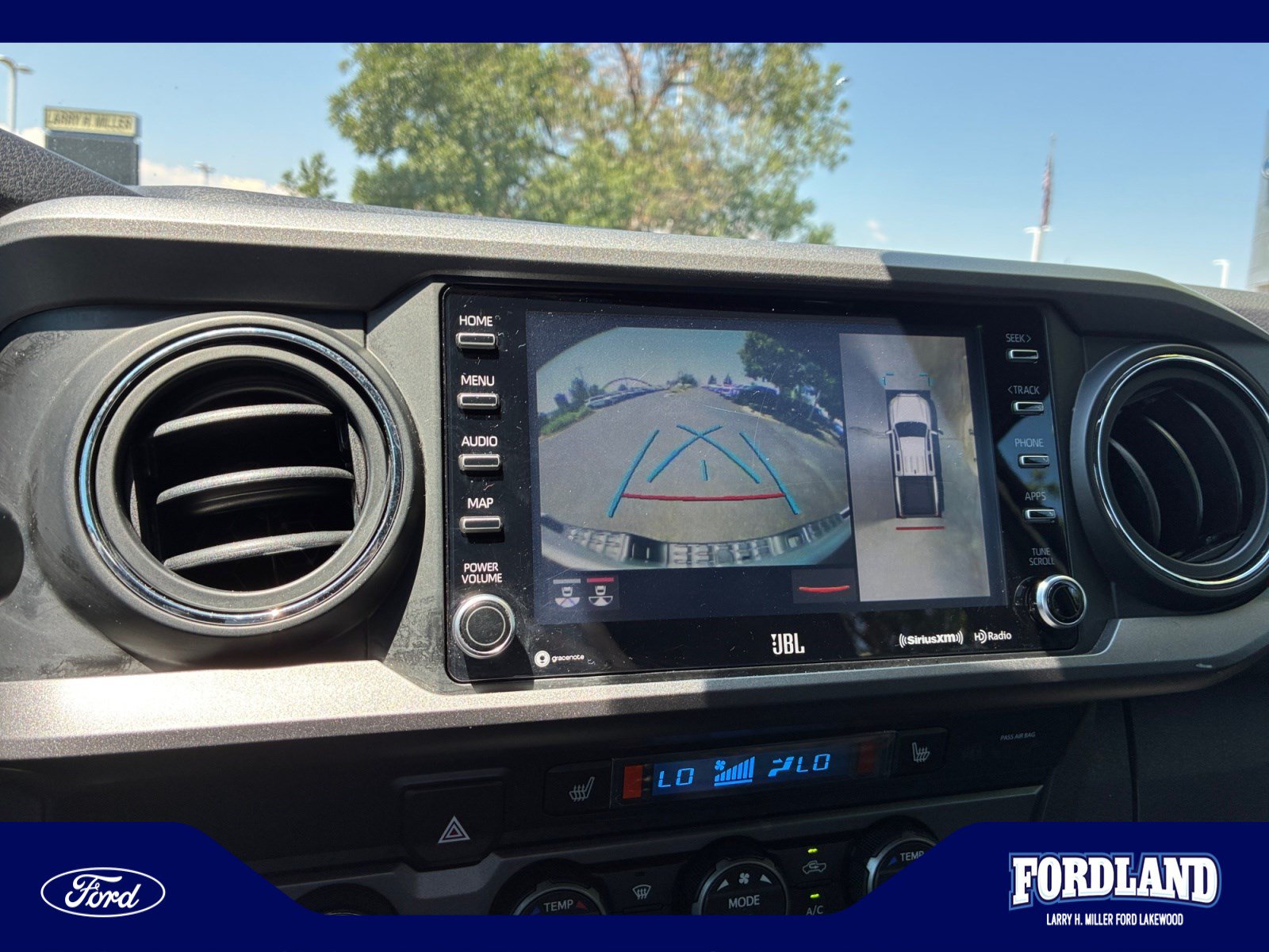Used 2020 Toyota Tacoma TRD Off-Road w/ TRD Premium Off Road Package AWD/4WD image 29