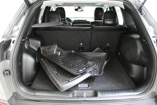 Used 2022 Jeep Cherokee Limited AWD/4WD image 27