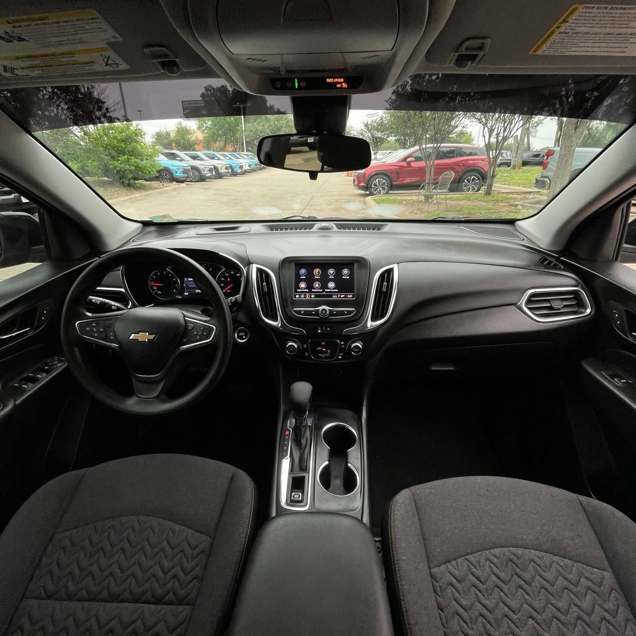 Used 2023 Chevrolet Equinox LT FWD image 11