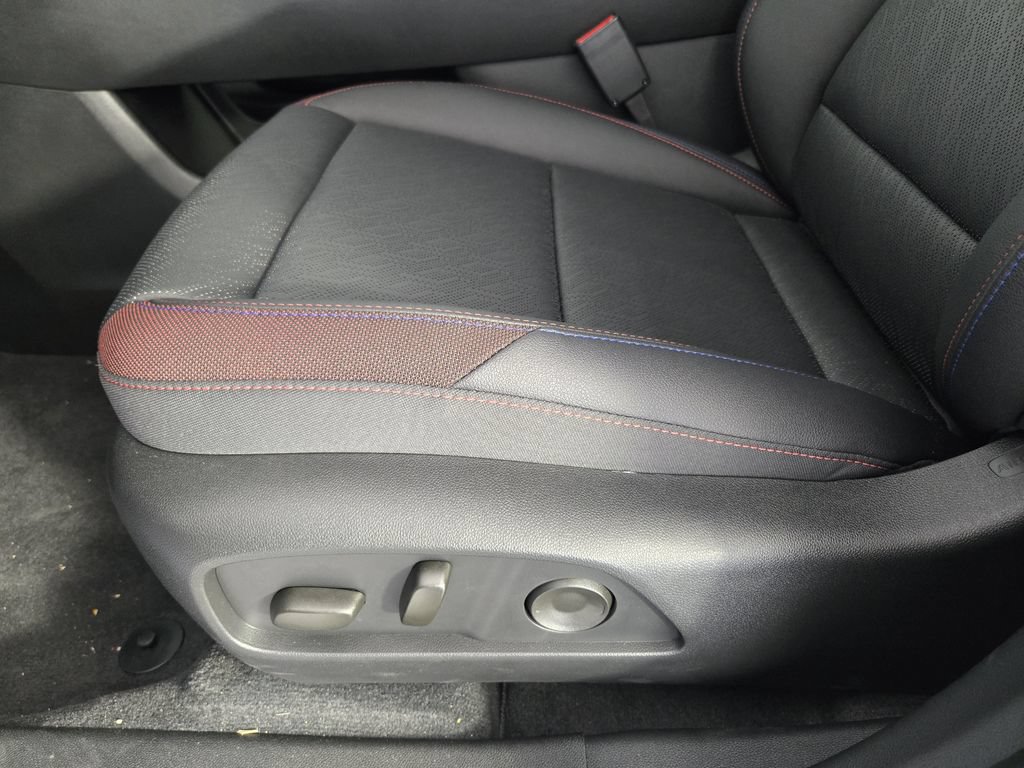 New 2026 Chevrolet Equinox RS w/ Convenience Package III FWD image 26