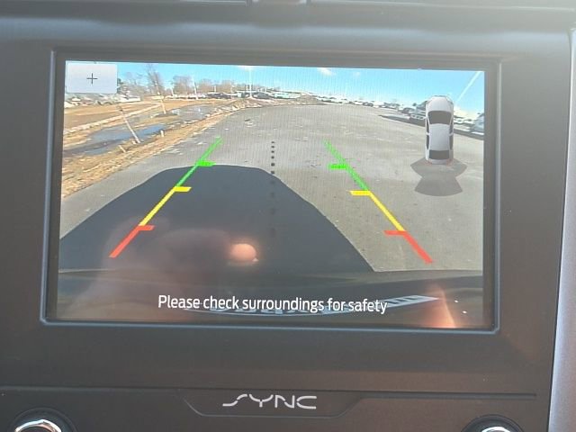 Used 2020 Ford Fusion SE image 27