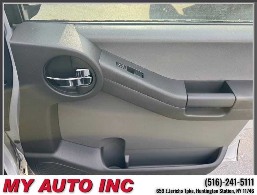 Used 2011 Nissan Xterra S image 26