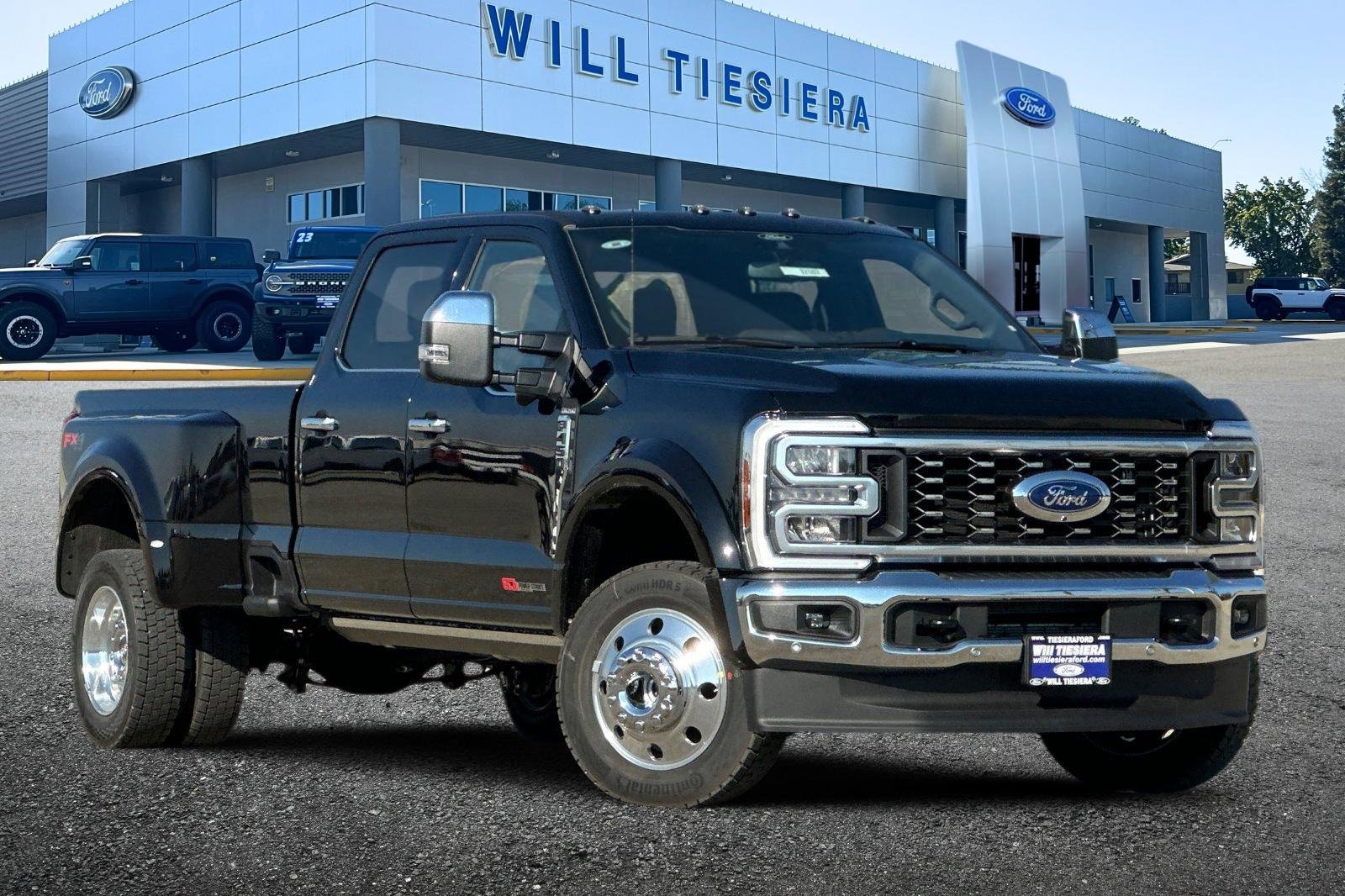 New 2026 Ford F450 King Ranch w/ Chrome Package image 2