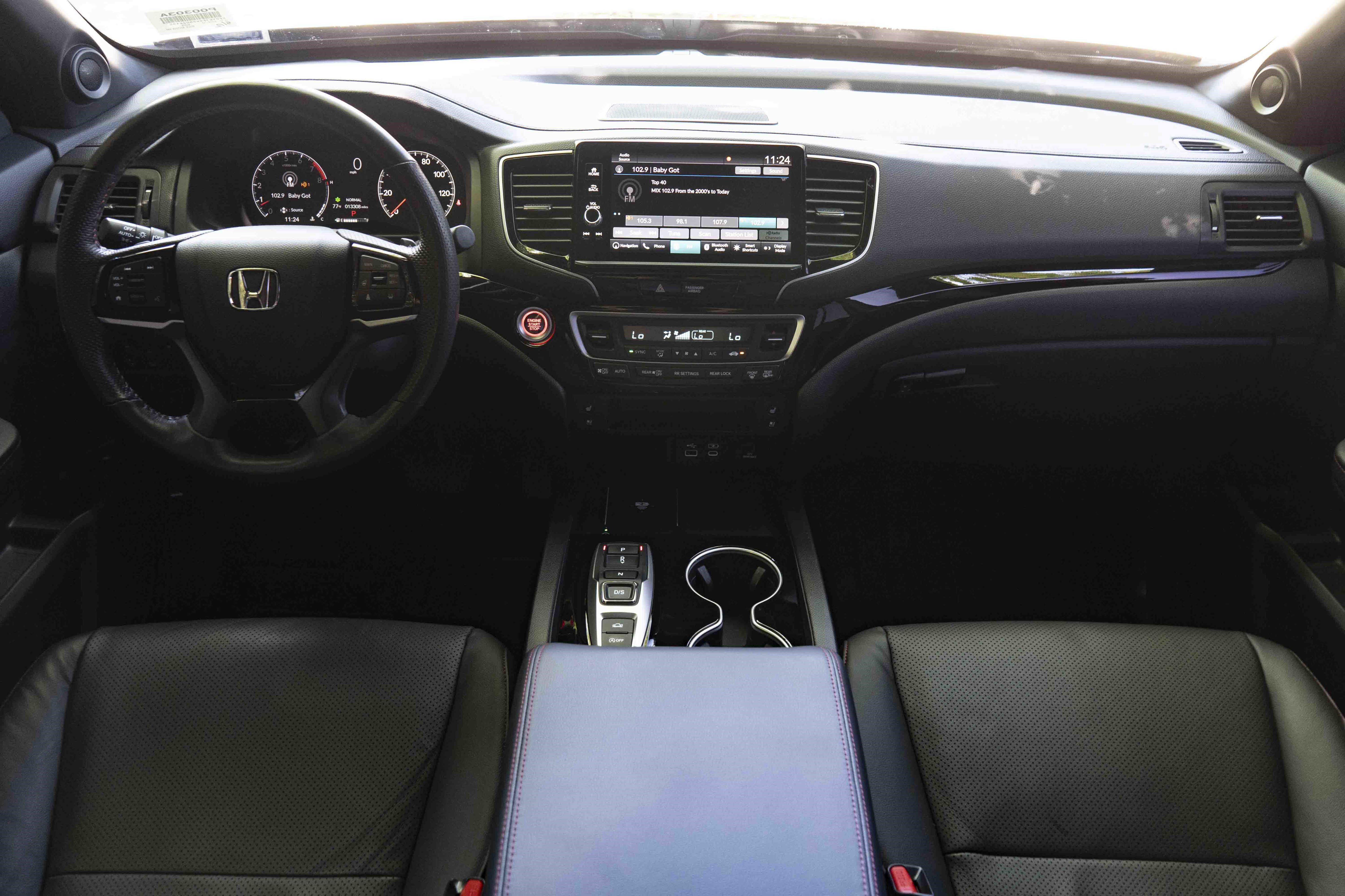 Used 2025 Honda Ridgeline Black Edition image 26