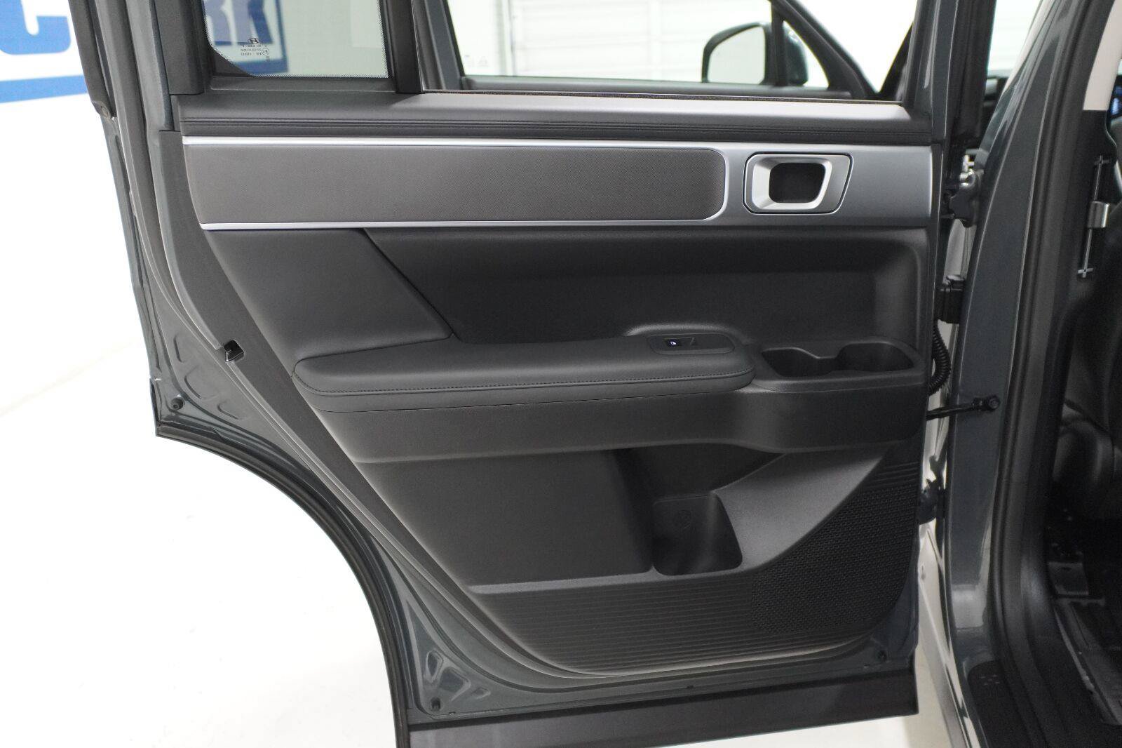 Used 2026 Hyundai Santa Fe SEL FWD image 27