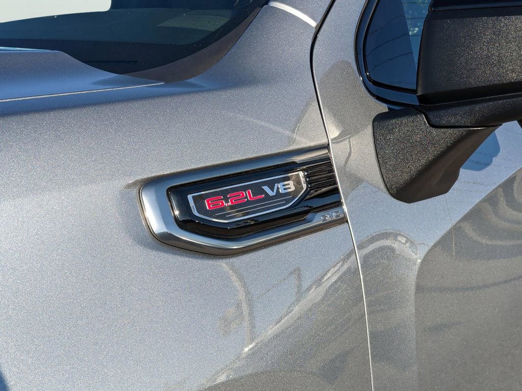 Used 2025 GMC Sierra 1500 AT4 image 9