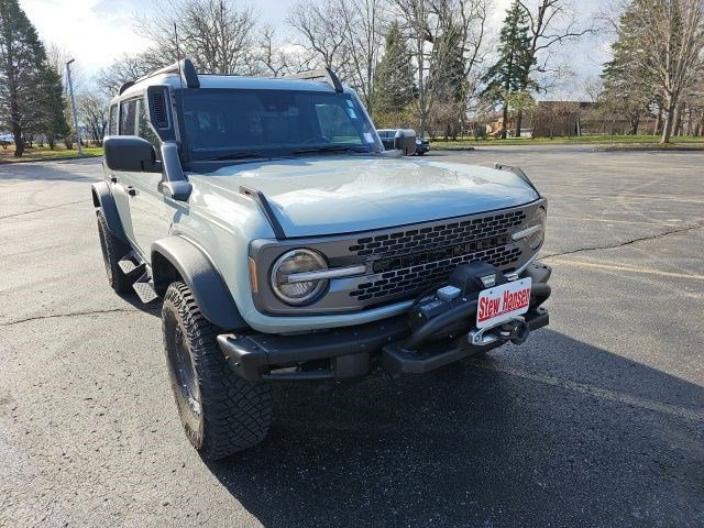Used 2022 Ford Bronco Everglades image 8