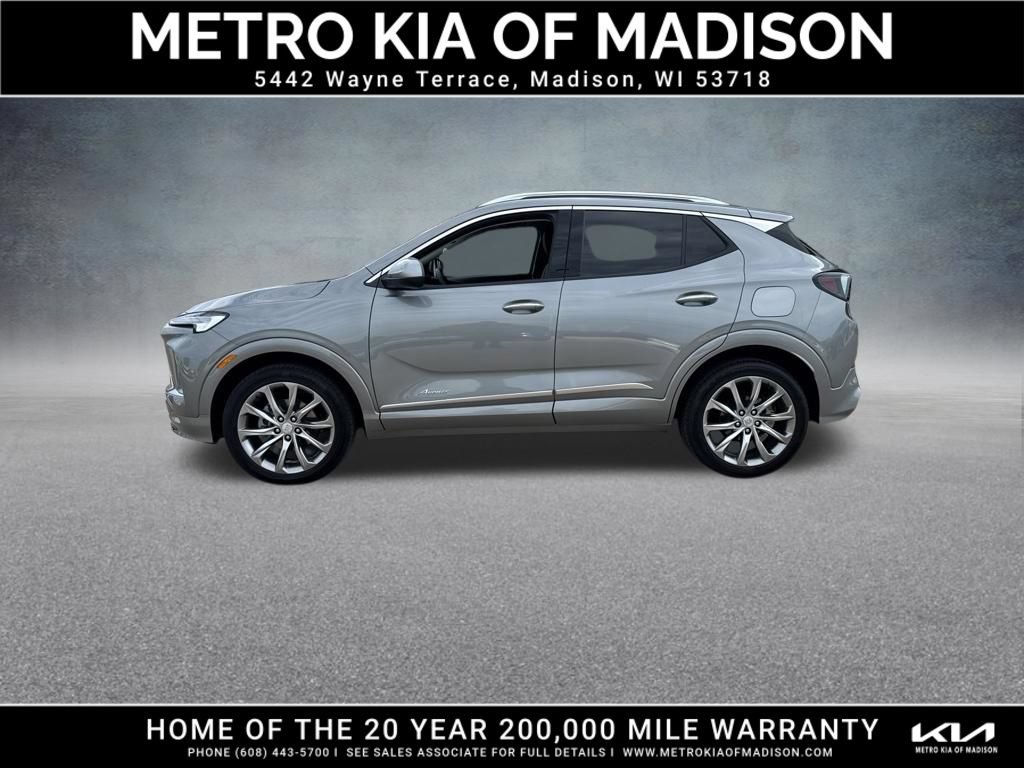 Used 2026 Buick Encore GX Avenir w/ Avenir Convenience Package AWD/4WD image 3