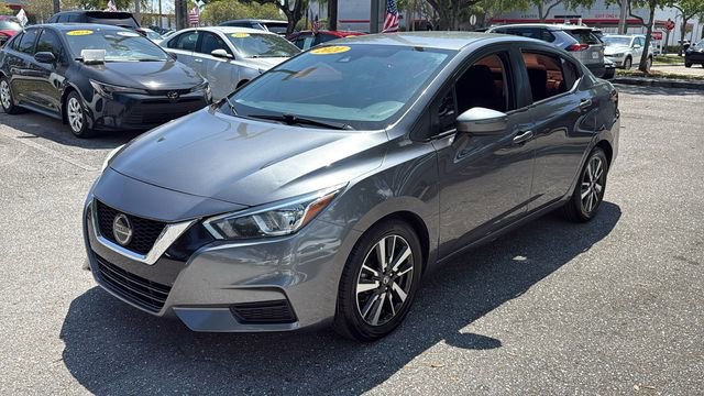 Used 2021 Nissan Versa SV image 3