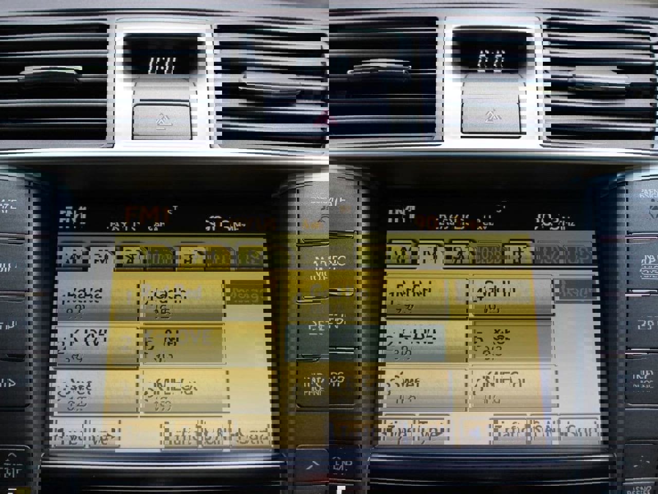 Used 2012 Lexus LS 460 w/ Luxury Value Edition RWD image 21