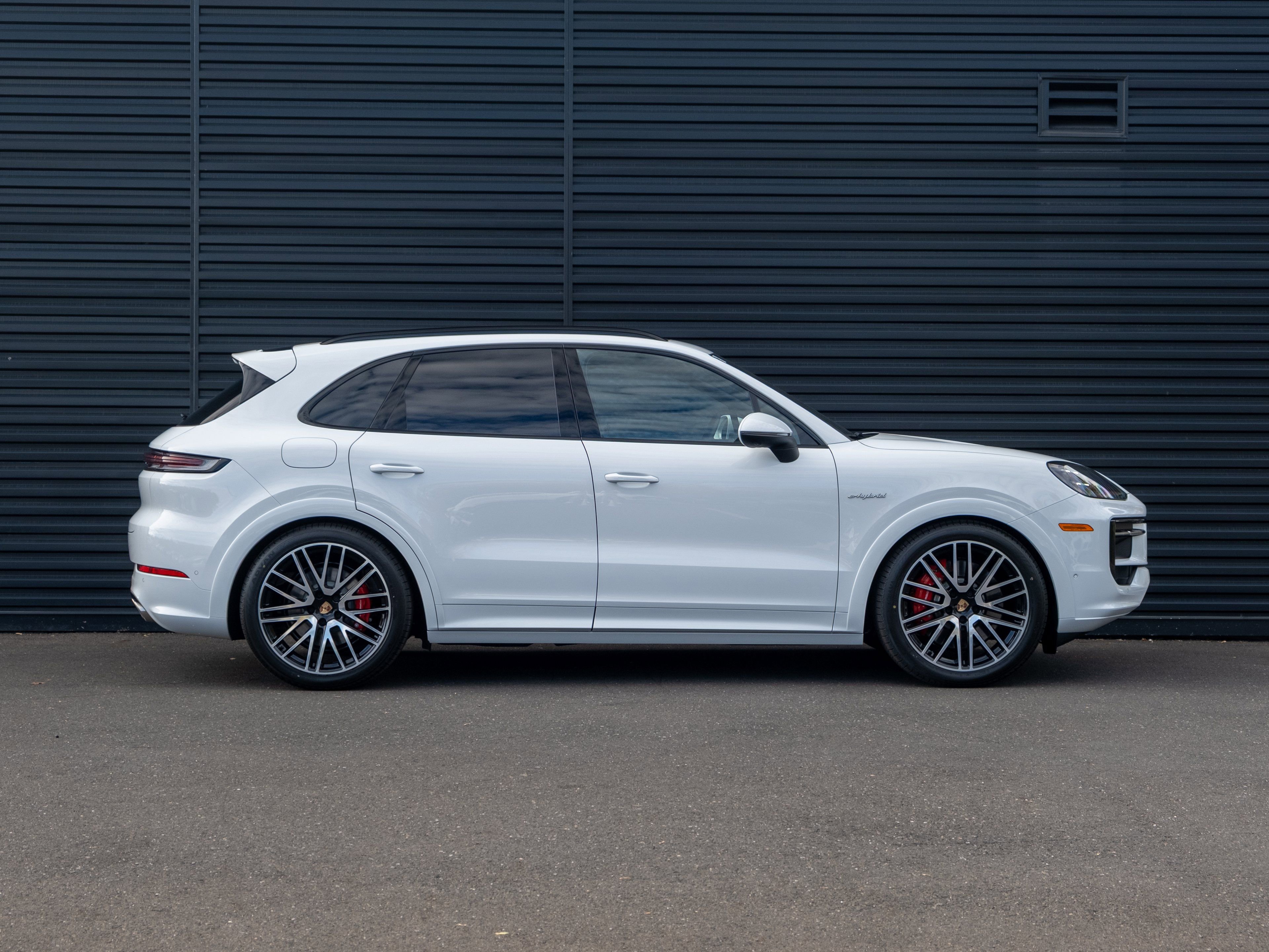 New 2026 Porsche Cayenne S image 9