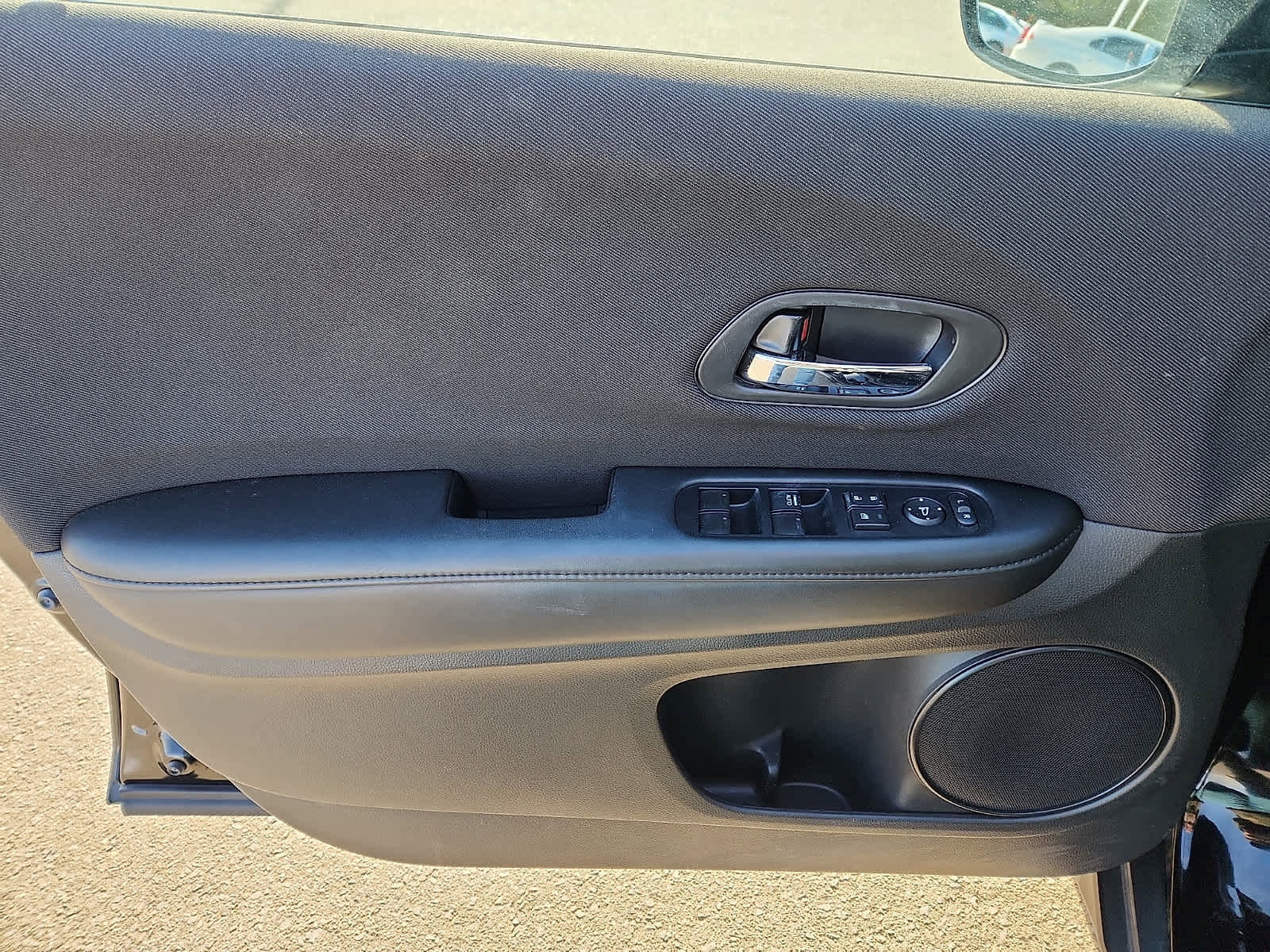 Certified 2019 Honda HR-V LX image 14