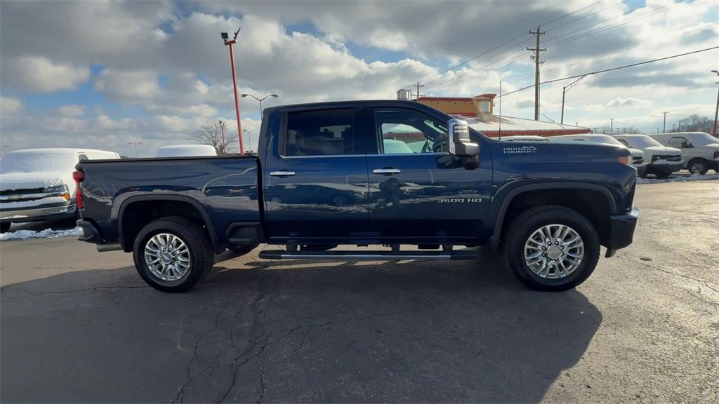 Used 2020 Chevrolet Silverado 3500 High Country w/ Z71 Off-Road Package image 9