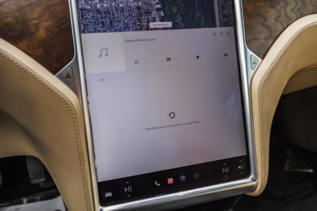 Used 2016 Tesla Model S 70D image 17