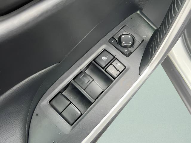 Used 2023 Toyota RAV4 LE image 12