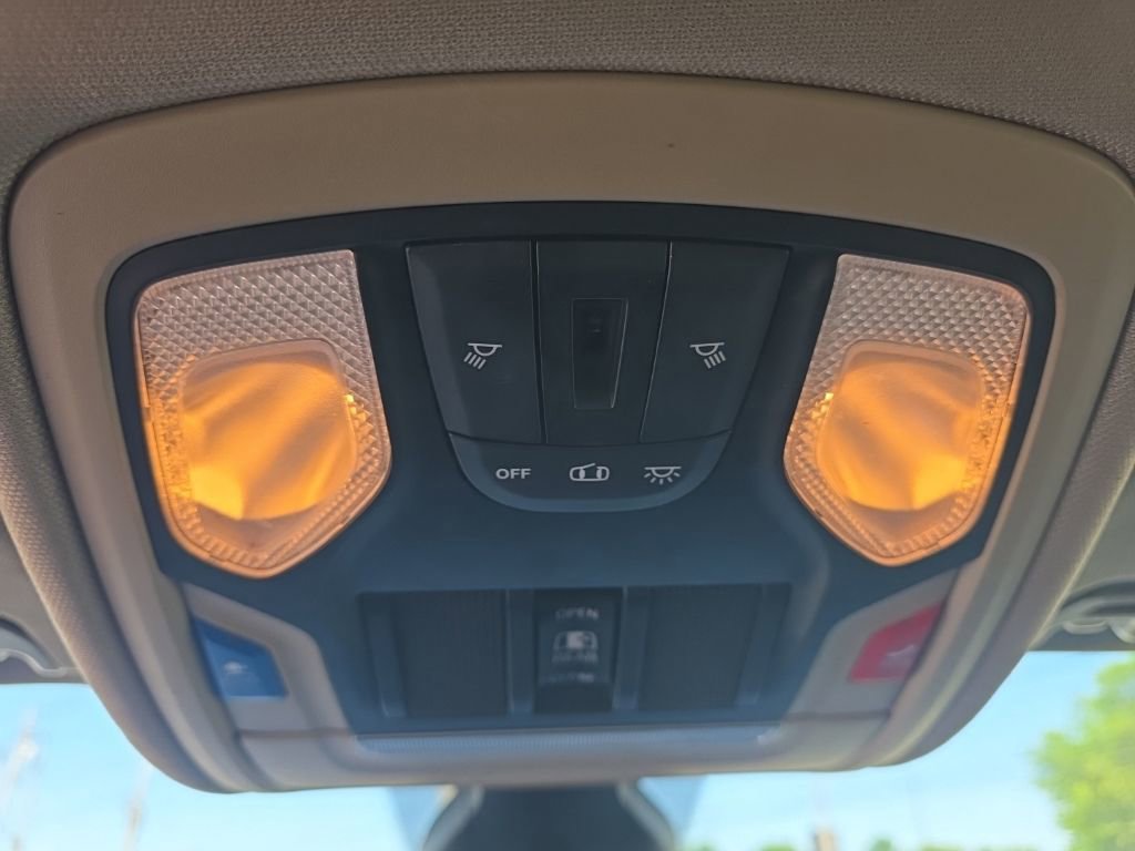 Used 2020 RAM 1500 Big Horn AWD/4WD image 23