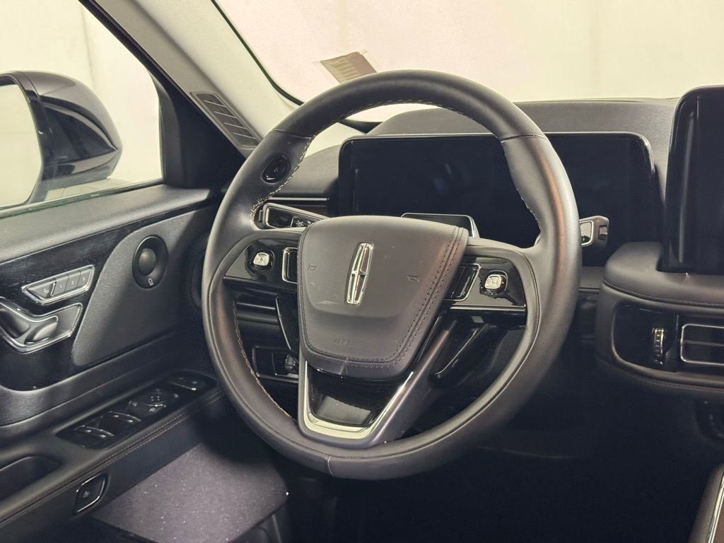 Used 2025 Lincoln Aviator Reserve w/ Illumination Package AWD/4WD image 20