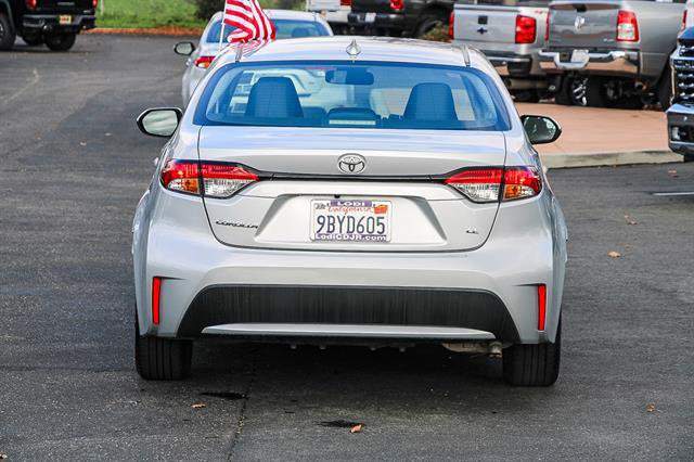 Used 2020 Toyota Corolla LE w/ LE Premium Package image 3