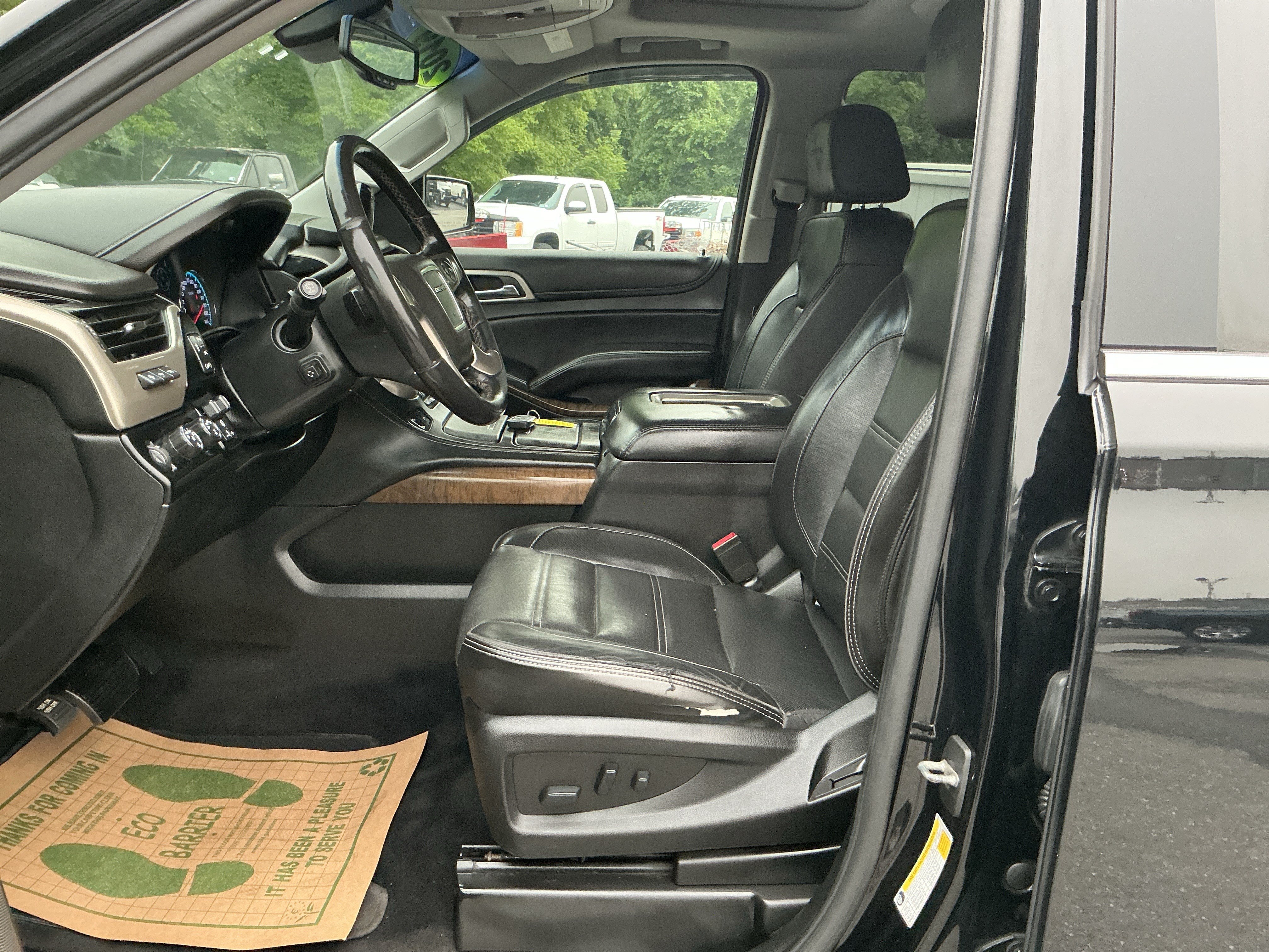 Used 2019 GMC Yukon Denali w/ Open Road Package AWD/4WD image 15