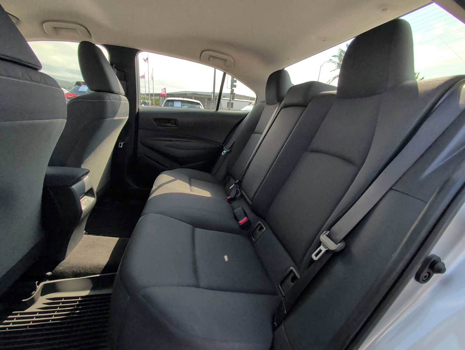 Used 2023 Toyota Corolla LE image 22