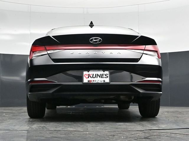 Used 2023 Hyundai Elantra SEL w/ Convenience Package FWD image 57