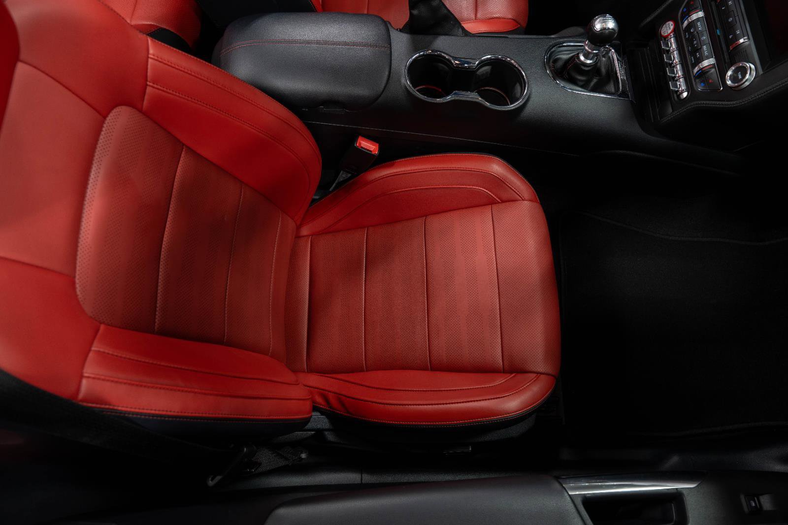 Used 2015 Ford Mustang GT Premium w/ Equipment Group 401A image 62