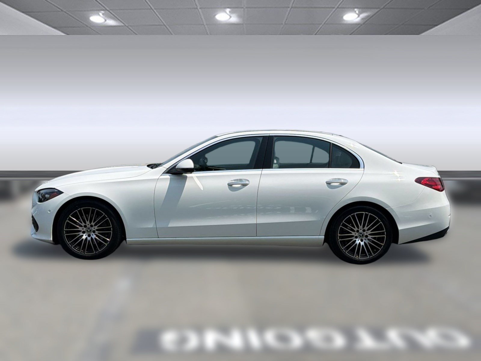 Used 2024 Mercedes-Benz C 300 4MATIC Sedan image 2