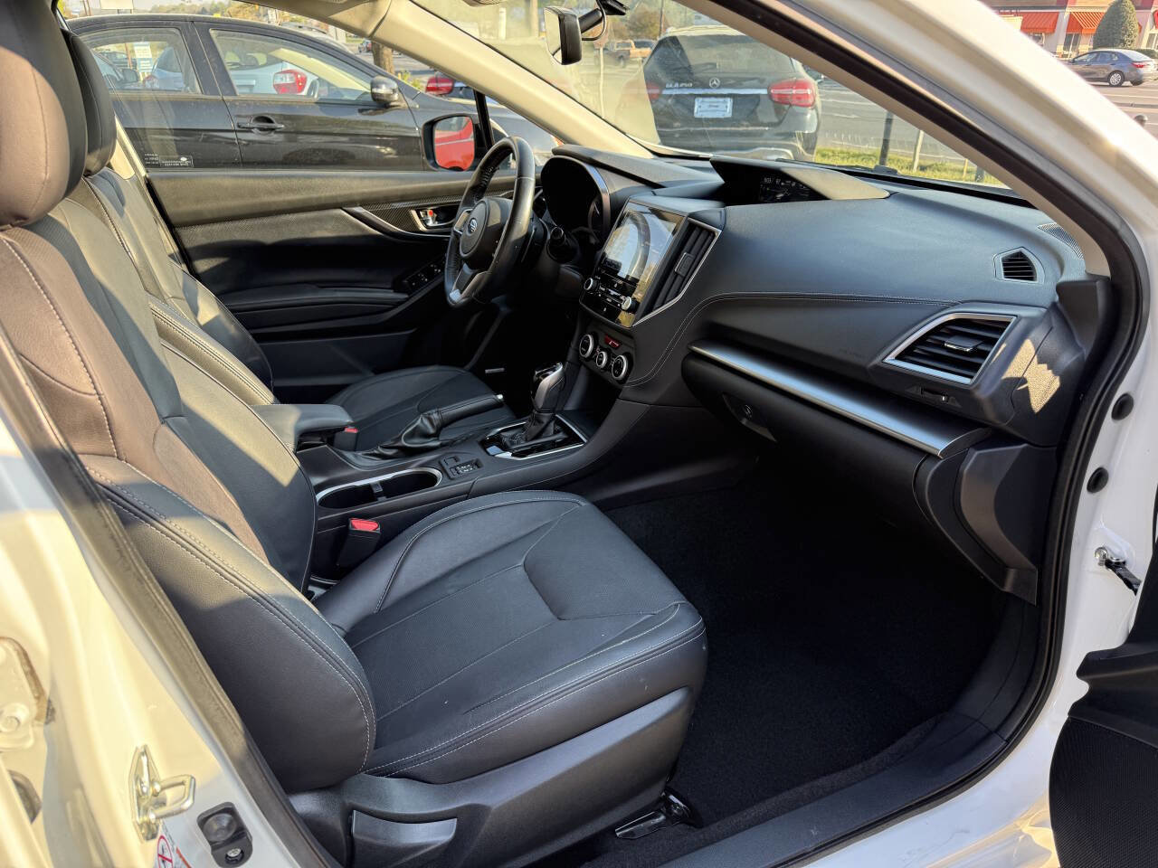 Used 2017 Subaru Impreza 2.0i Limited image 13