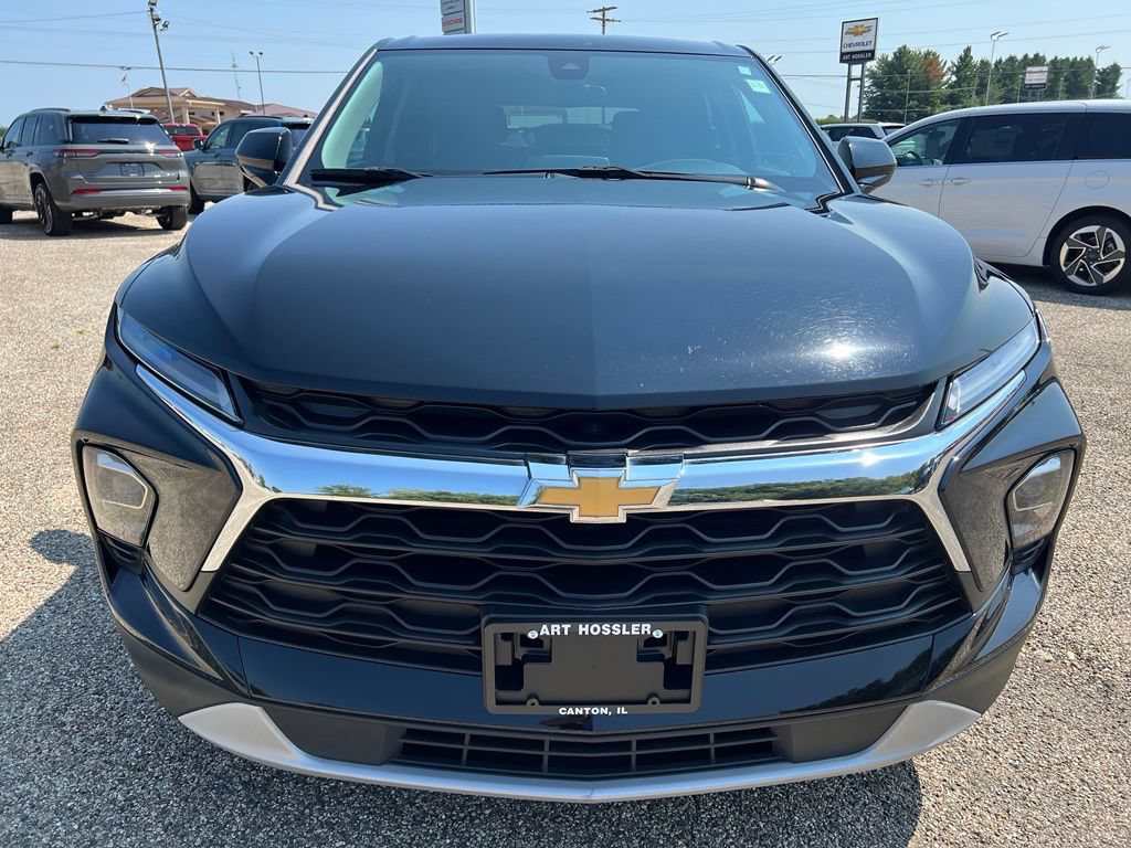 Used 2025 Chevrolet Blazer LT AWD/4WD image 8