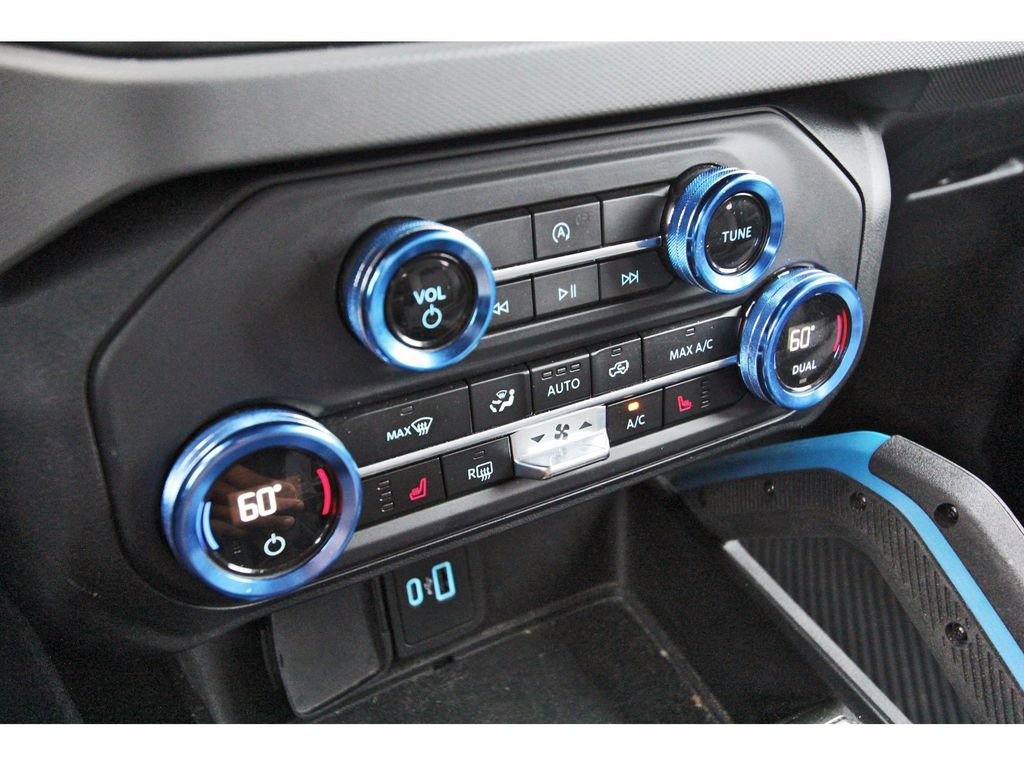 Used 2023 Ford Bronco Black Diamond w/ Sasquatch Package AWD/4WD image 20