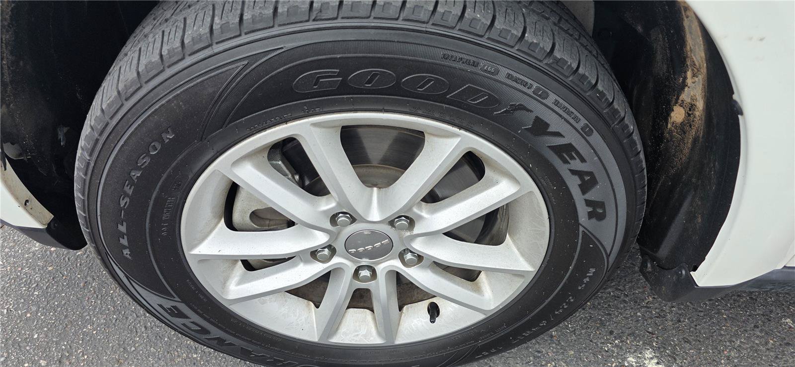 Used 2016 Dodge Journey SXT w/ Premium Group FWD image 9