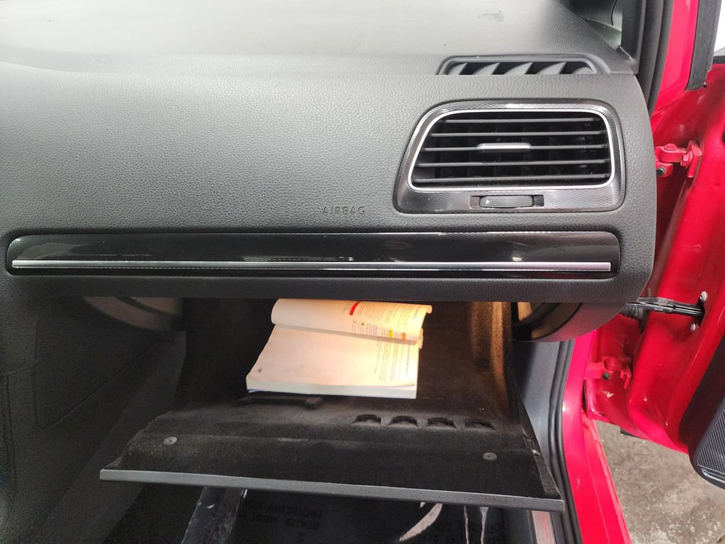 Used 2015 Volkswagen GTI S FWD image 29