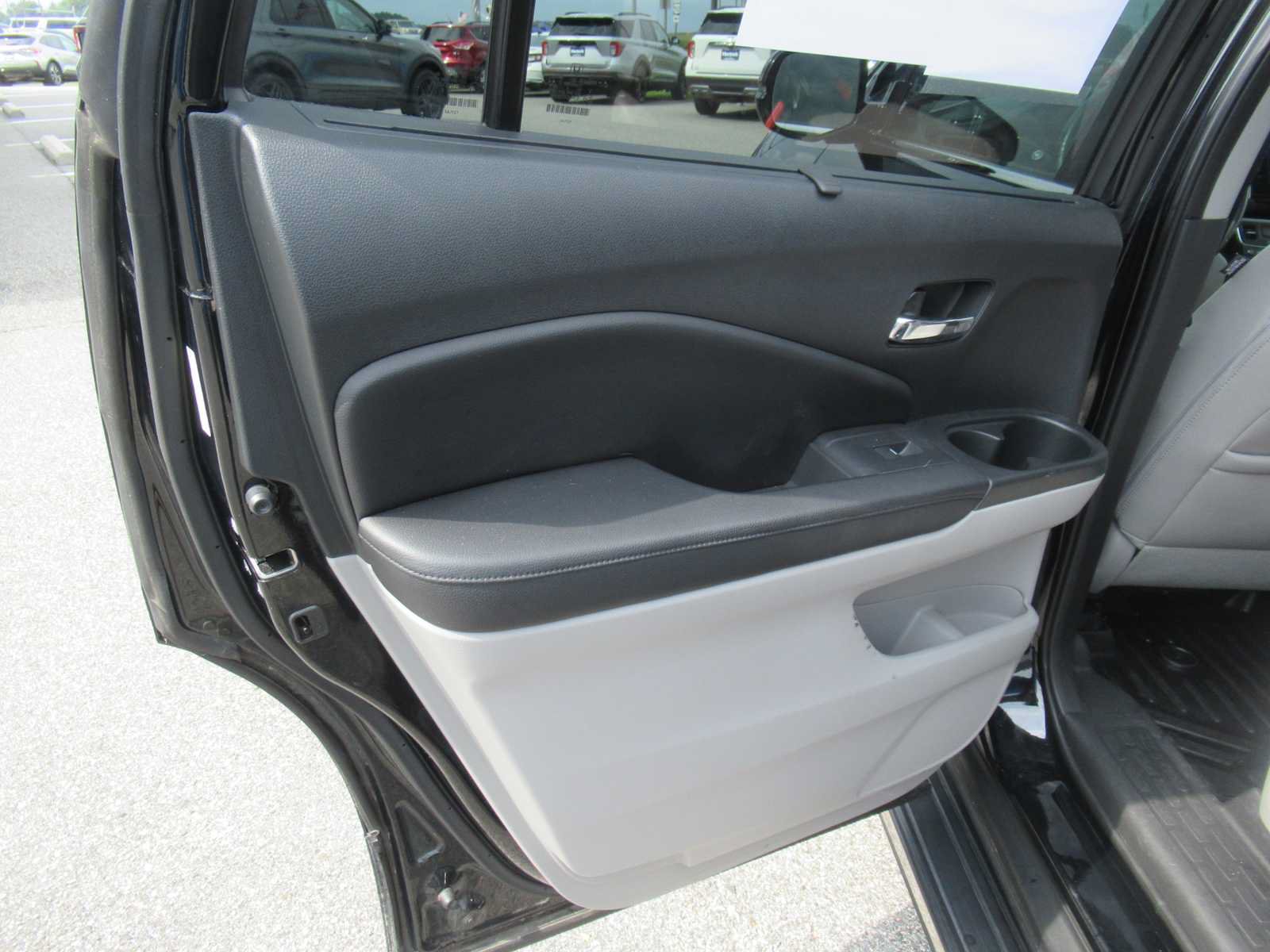 Used 2016 Honda Pilot Touring image 24
