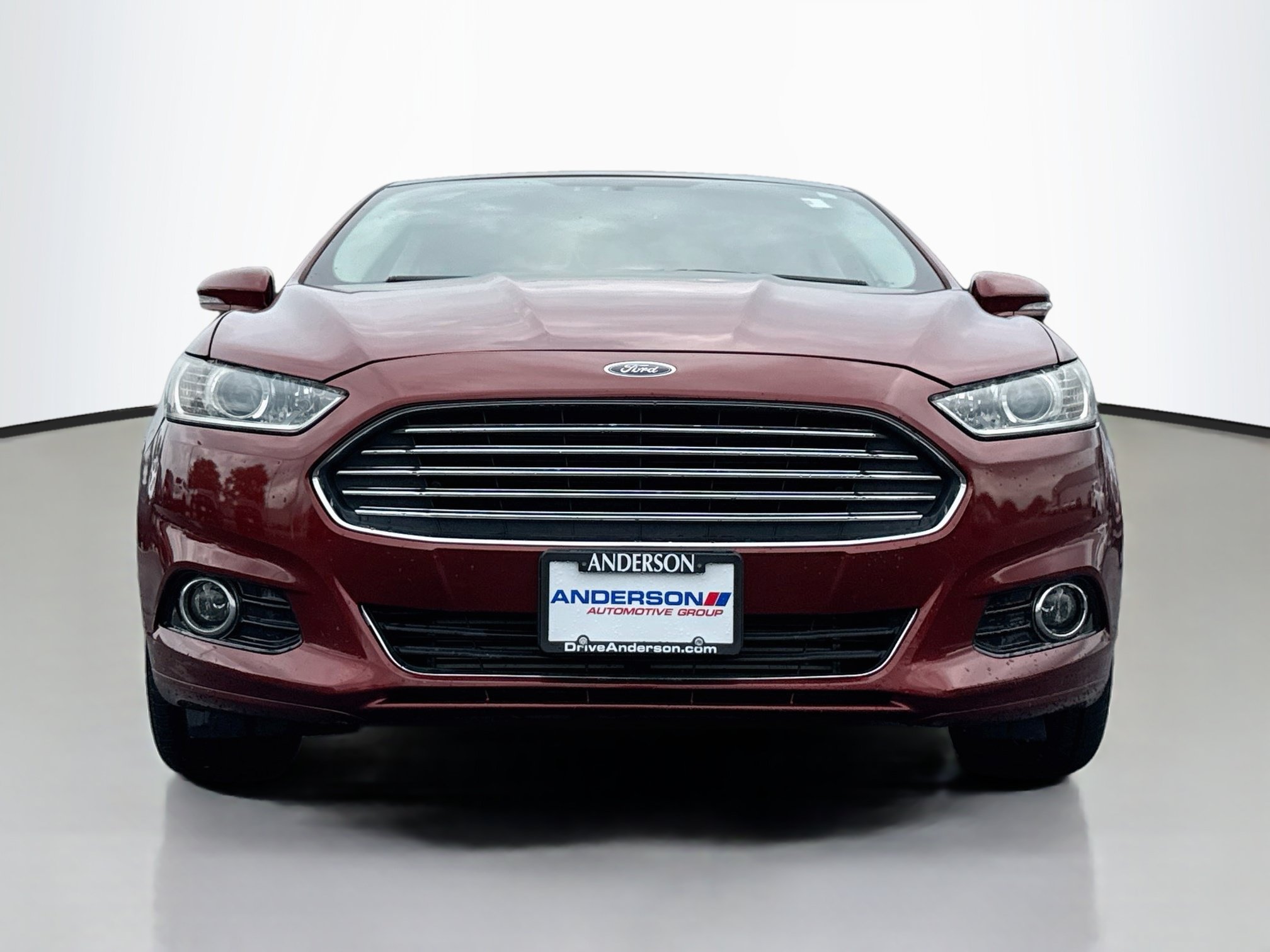 Used 2014 Ford Fusion Titanium FWD image 2